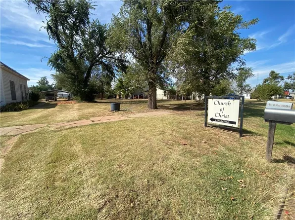 304 S Broadway Ave #4&5, Hinton, OK 73047