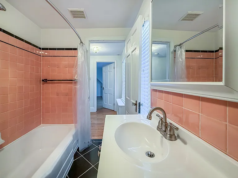 1237 Pine Grove Rd — Photo 28