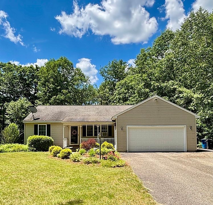 1st image of 86 Chicopee Dr