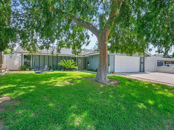 129 S Kathleen Ln, Orange, CA 92869