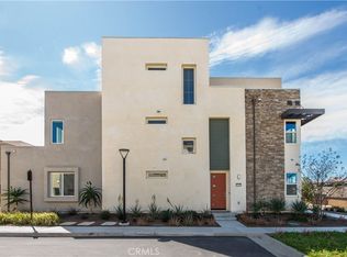 27533 Golden Currant Pl, Valencia, CA 91381