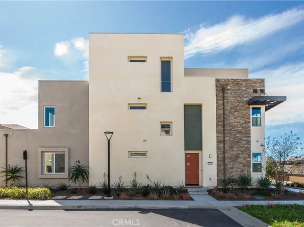 27533 Golden Currant Pl, Valencia, CA 91381