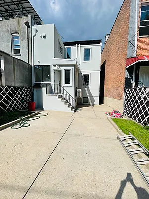 Rented by Voro New York | media 27