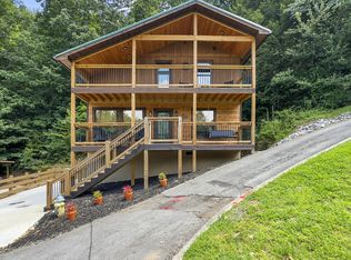3217 Smoky Ridge Way, Sevierville, TN 37862