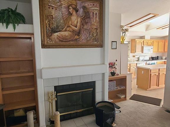 4th image of 1085 Tasman Dr