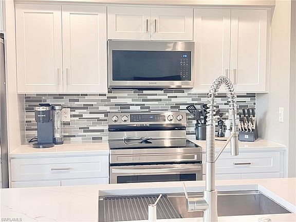 2nd image of 8555 Naples Heritage DR #213