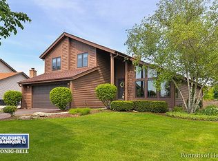 1890 Ridgemont Ct, Montgomery, IL 60538