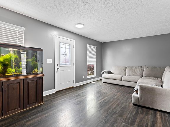 3rd image of 7411 Brown Deer Dr