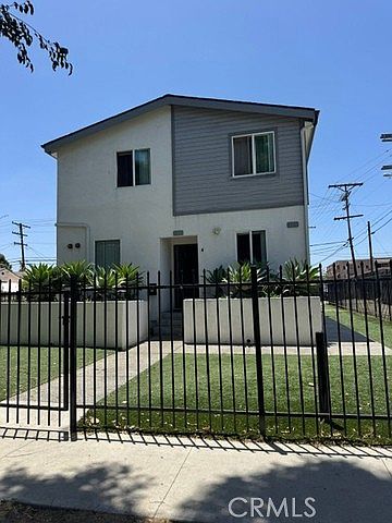 1st image of 118 E 107th St