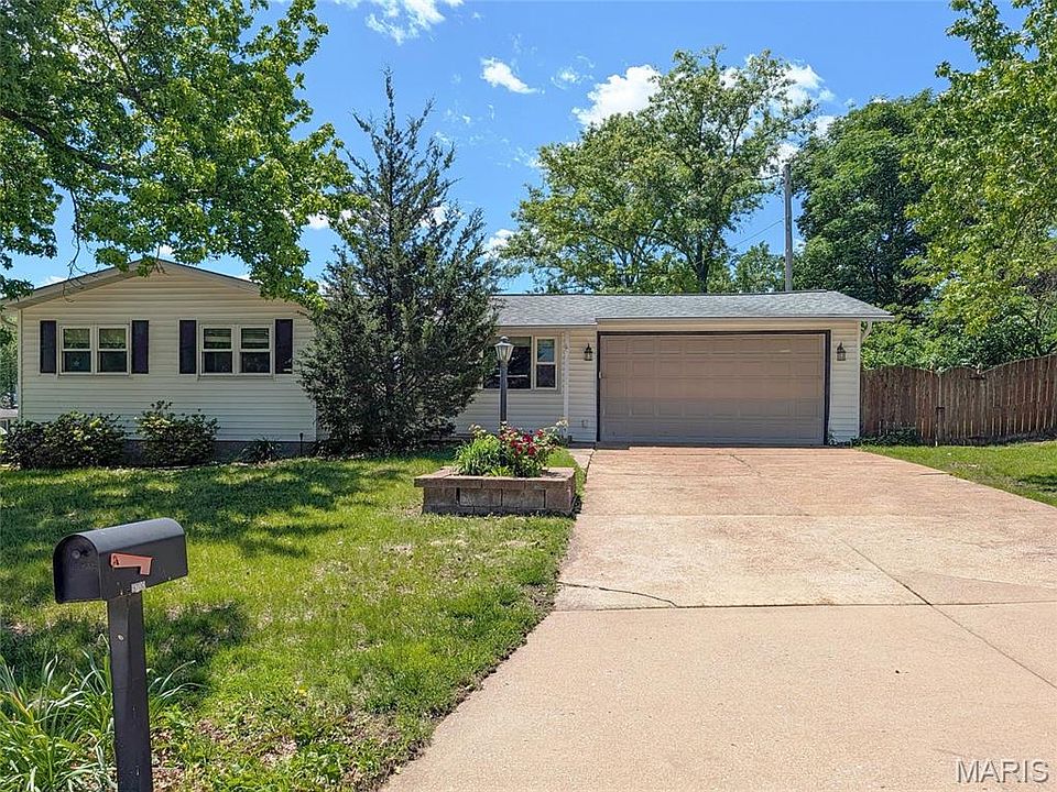 9700 Antigo Dr, Saint Louis, MO 63123 | Zillow