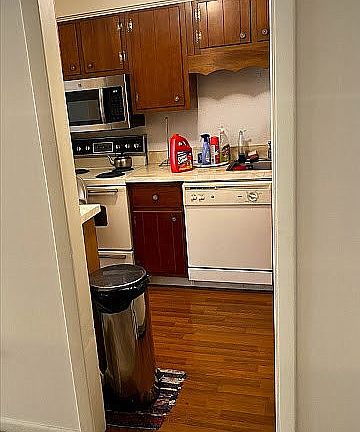 4th image of 4302 Belmont Dr