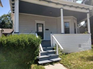 24 Locust Ave, Troy, NY 12180