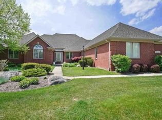 55443 Whitney Dr, Shelby Township, MI