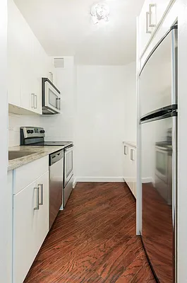 Rented by Compass | media 23