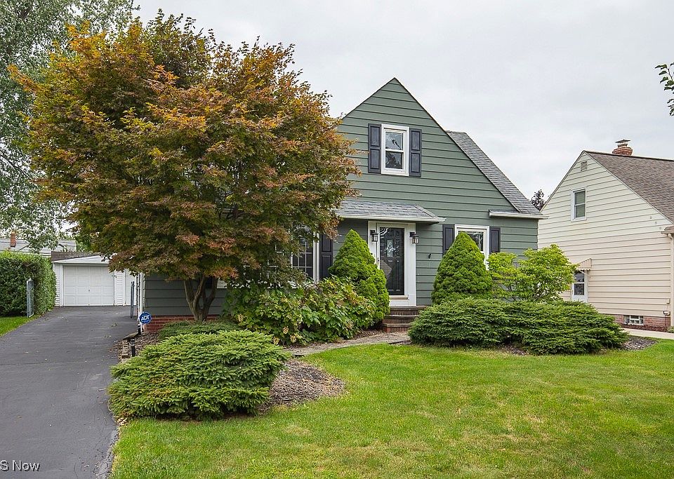 1st image of 1658 Gilbert Dr