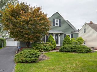 1658 Gilbert Dr, Mayfield Heights, OH 44124