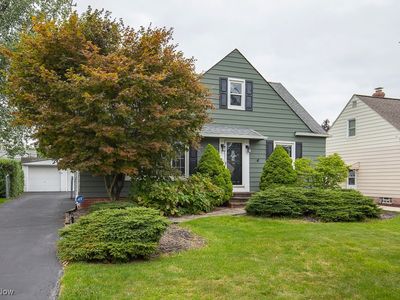 1658 Gilbert Dr, Mayfield Heights, OH, 44124