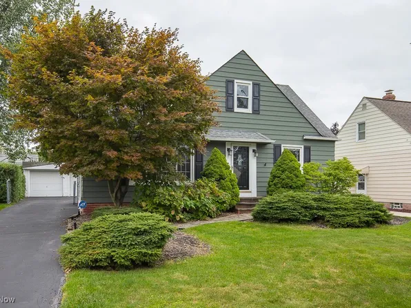 1658 Gilbert Dr, Mayfield Heights, OH 44124