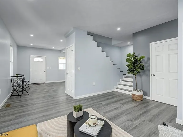 3290 W 23rd Pl — Photo 10