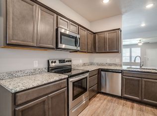 1280 Trailside Dr, Burleson, TX 76028