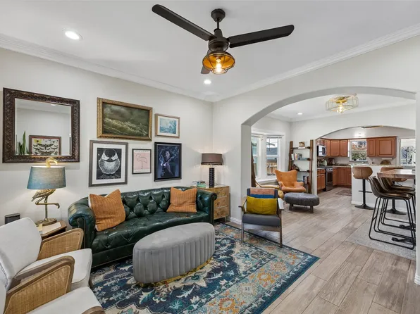 728 N Winnetka Ave, Dallas, TX 75208