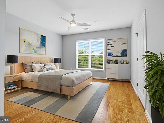 5th image of 815 Branch Dr APT 402