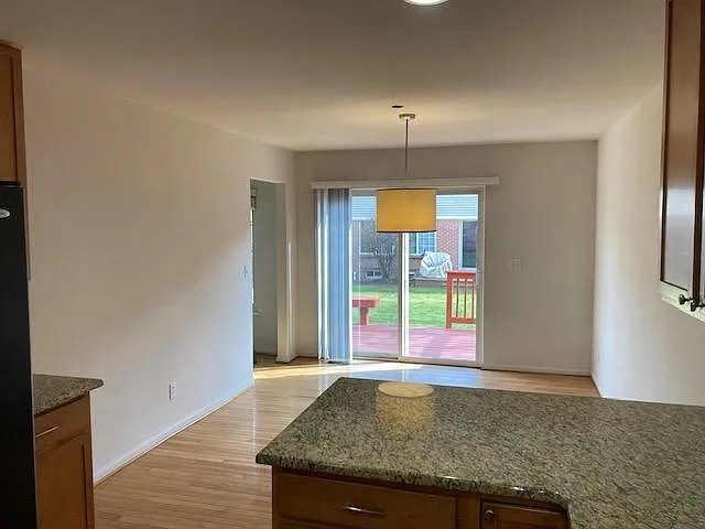 312 James Cir — Photo 6