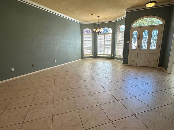 4th image of 5236 84th St