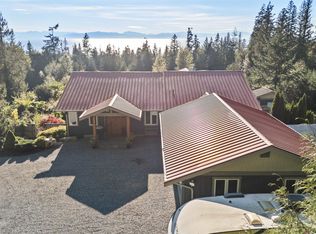 2440 Sunshine Coast Hwy, Sunshine Coast, BC V0N2W4