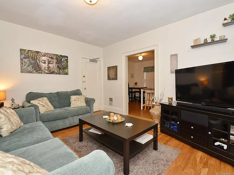 24 Plant St #4 — Photo 5