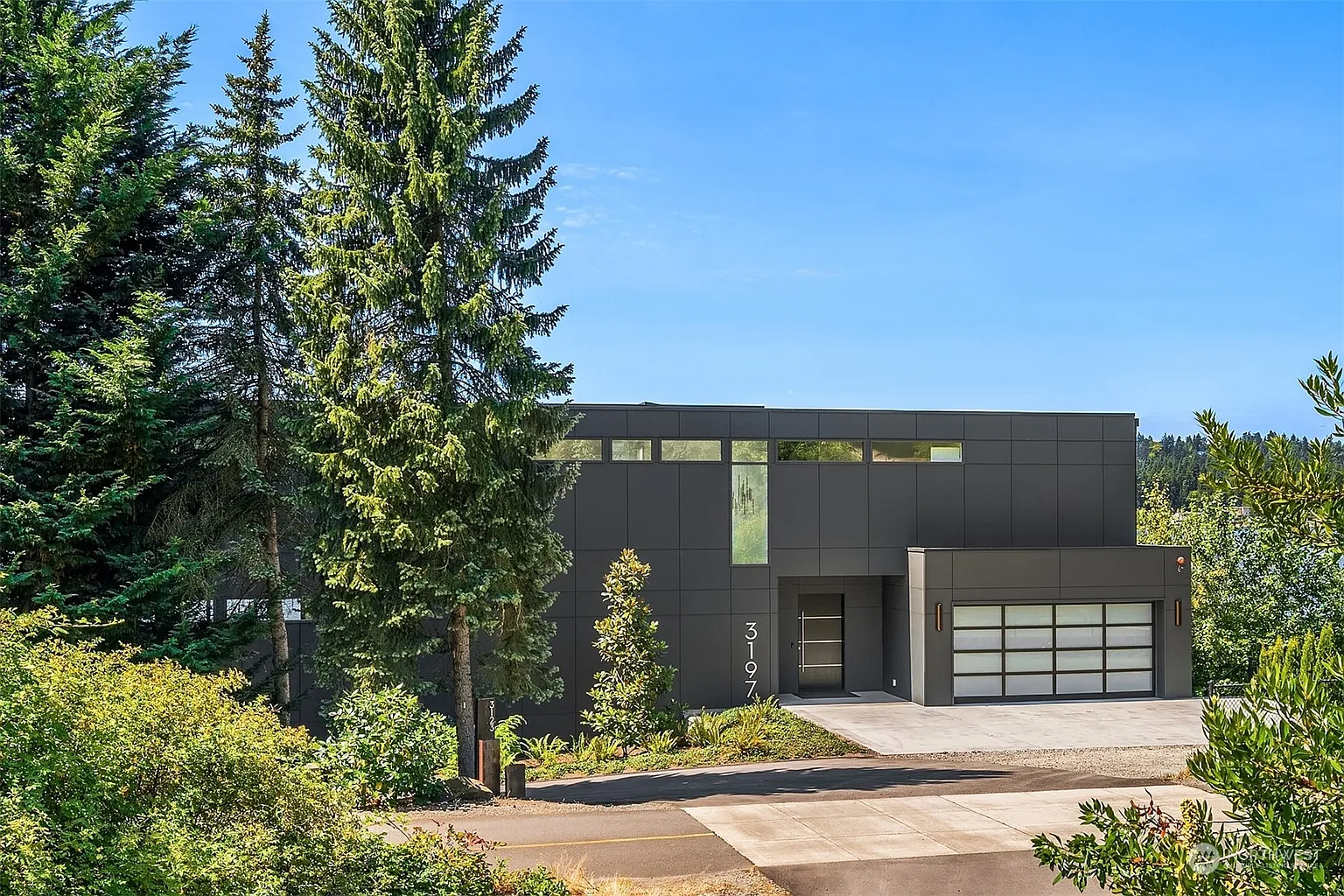 3197 E Lake Sammamish Parkway NE photo 1