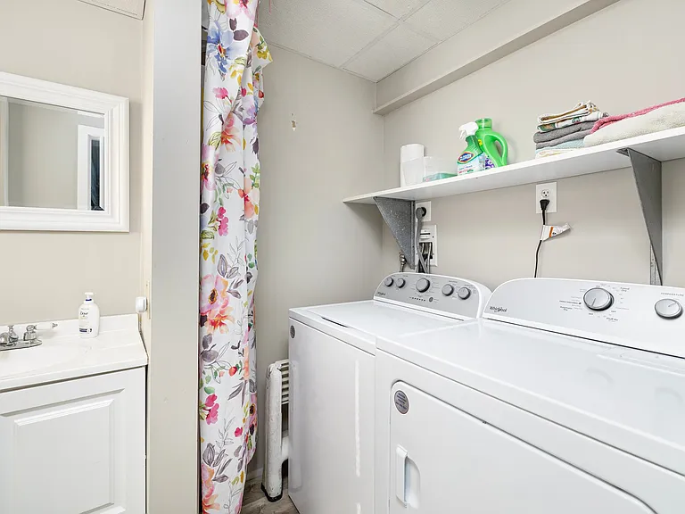 28 Angell Rd #A — Photo 7