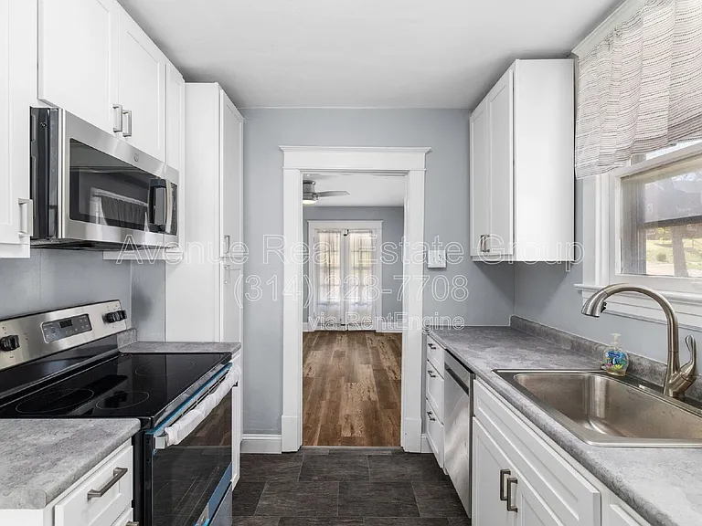 8009 Monroe Ave — Photo 22