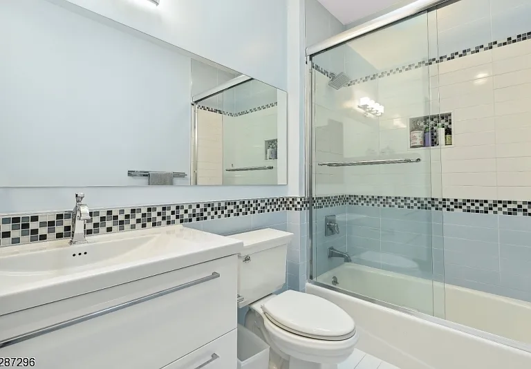 14 Michelle Ln — Photo 18