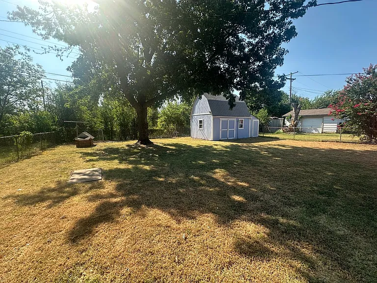 2524 Eagle Dr — Photo 20