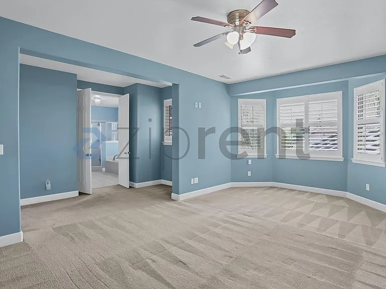 5743 W Chennault Ave — Photo 40
