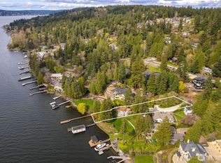 11625 Holmes Point Dr NE, Kirkland, WA