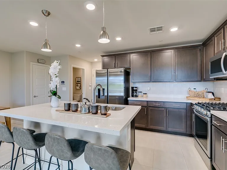653 Pickled Pepper Pl — Photo 17