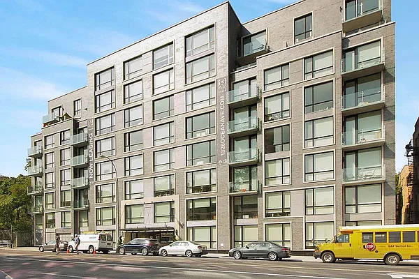 Rented by Artur Gutman, LREB | media 63