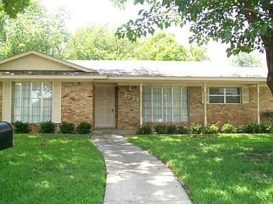 1st image of 2023 Greenbriar Dr