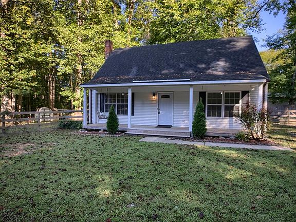 2nd image of 3931 Crosscreek Ln