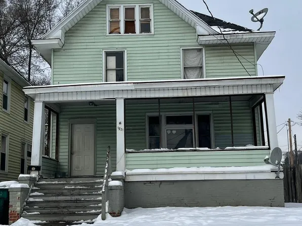 1621 NE Madison Ave, Peoria, IL 61603