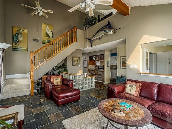 2nd image of 4814 Jamaica Cove Rd