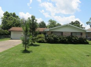 3220 34th St, Port Arthur, TX 77642
