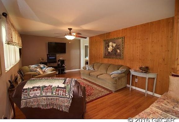 3rd image of 3521 NW 34th Pl