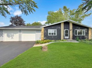 130 Barton Rd, Oshkosh, WI 54904