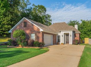 708 Fox Nest Cir, Haughton, LA 71037
