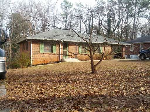 1st image of 680 Oak Hill Cir