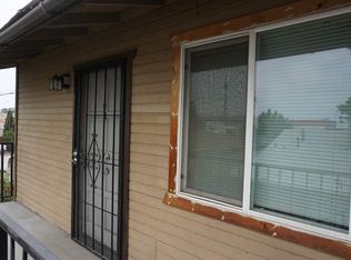 3100 16th St APT B, Bakersfield, CA 93301