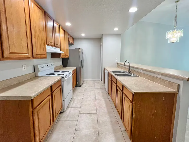 4416 Sherwood Forest Dr — Photo 5